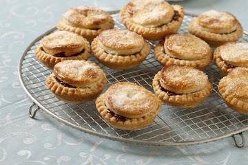 Make-ahead mince pies