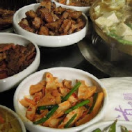 首塢爾韓式料理(嘉義朴子店)