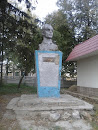 памятник Володарскому