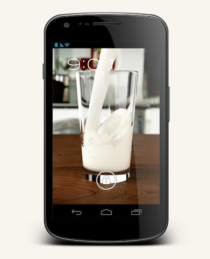 Glass of Milk Live Wallpaper