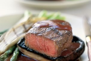 Grilled Beef Fillets with Mushrooms and Red Wine Sauce