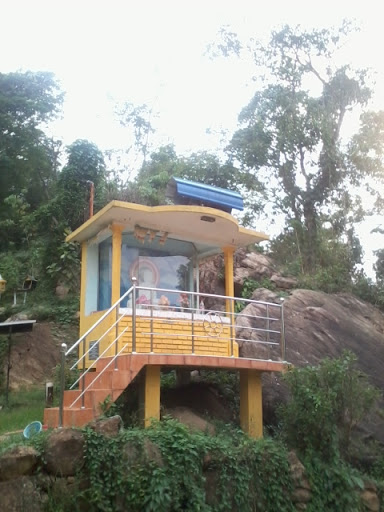 Buddha Statue near Lunugama Pihilla