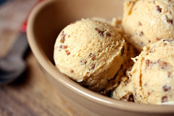 Brown Bread Ice Cream