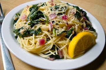 Garlic Parmesan Kale Pasta