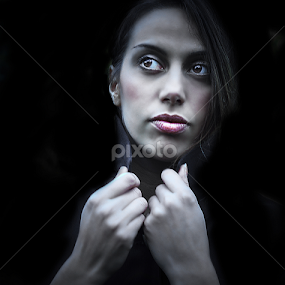 Federica by Zoe Photography - People Portraits of Women