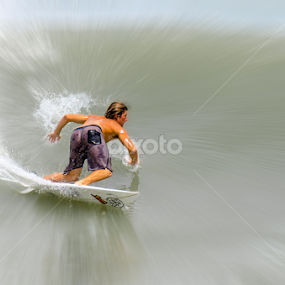 by Courtland Roberts - Sports & Fitness Surfing