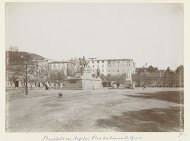 Ruiterstandbeeld van Napoleon Bonaparte op  Place des Diamants te Ajaccio