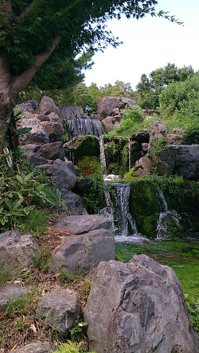 守山町公園の滝