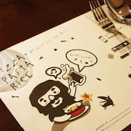 Pizza Factory 披薩工廠