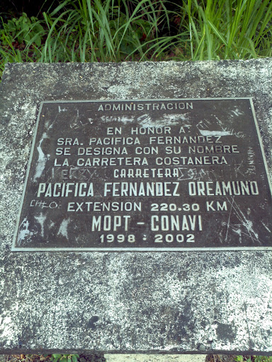 Placa En Honor A Pacifica Fernández Oreamuno