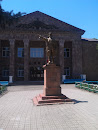 Памятник С. М. Кирову 