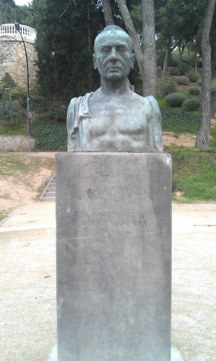 Monumento Joaquín Dicenta