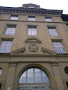 Berner Wappen Relief, Hintereingang General Guisan-Gebäude