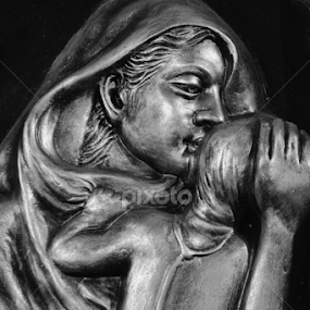 Unconditional Love by Santosh Biswas - Artistic Objects Antiques