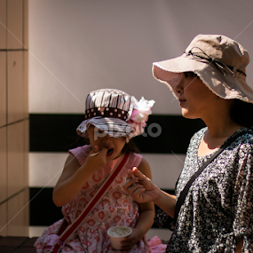 Like Mother; Like Daughter by Anthony Papa - People Street & Candids