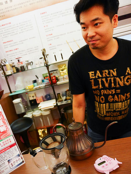 熱情款待喝咖啡 OKLAO歐客佬咖啡農場