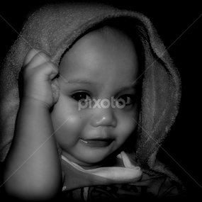 GIFT by Maspaun Bolhasan - Black & White Portraits & People