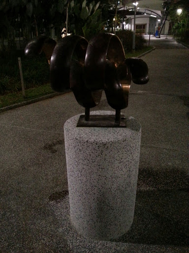 Sculpture & Damai Grove