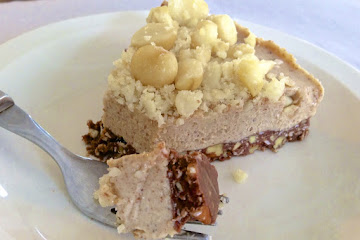 Paleo Macadamia Nut Pie