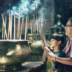 Chinese New Year by Syafizul  Abdullah - People Street & Candids