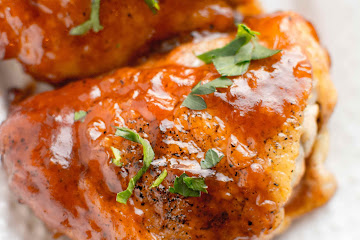 Slow Cooker Honey Chipotle BBQ Chicken