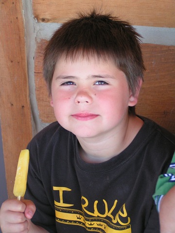 [summer 2008 044[2].jpg]