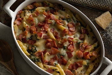 Baked Penne with Mushrooms, Bacon and Spinach