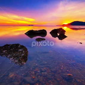 Stone with Sunrise by MOHD NOOR FAKARRUDDIN ABDULLAH - Landscapes Sunsets & Sunrises