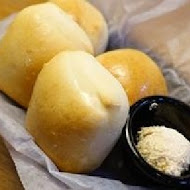 TEXAS ROADHOUSE 德州鮮切牛排