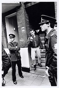 Ontruiming van het kraakpand aan de Admiraal de Ruyterweg 104