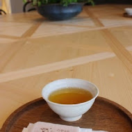 微熱山丘
