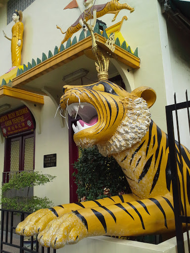 Tiger Statue at Sakya Muni Buddha Gaya Temple