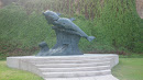 Monumento De Dos Delfines