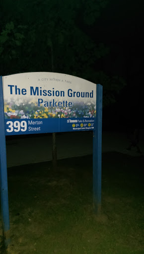 The Mission Ground Parkette 
