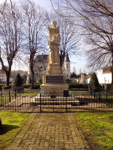Monument Aux Morts St Georges
