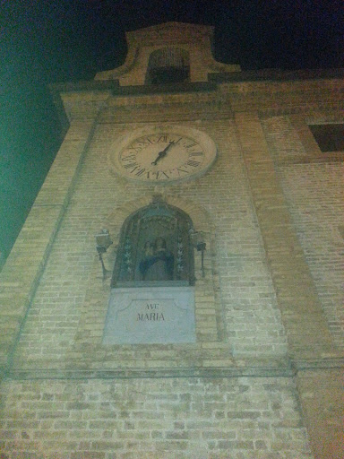 Torre Campanaria, Orologio E Ave Maria