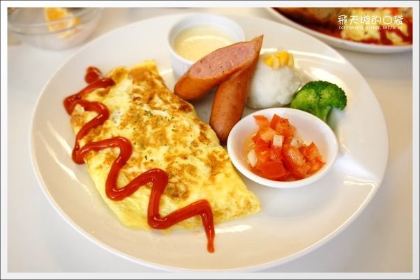 【台中早午餐】OR Cafe。意外發現好吃、便宜、C/P值又高的早午餐店