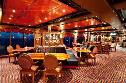 Horatio's Restaurant, the main buffet area on Carnival Miracle, is open 24/7.