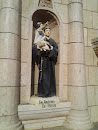 San Antonio De Padua Statue