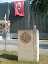 İstanbul Üniversitesi Kabartma