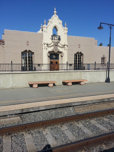 Glendale Amtrak Station - Entrance Architecture