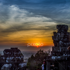 Phnom Bakheng by Siha Sao - Landscapes Sunsets & Sunrises