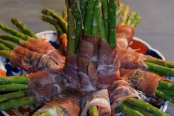 Steamed Asparagus Rolled in Prosciutto