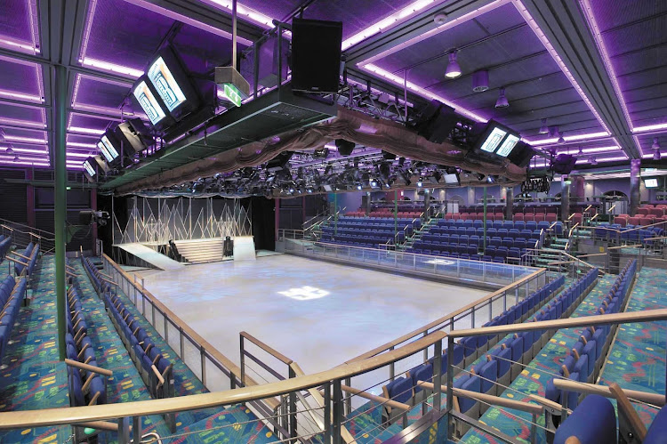 Remember ice skating as a kid? Head to Explorer of the Seas' Ice Skating Rink, put on some ice skates and take a few spins around the large rink.
