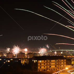 This city never sleeps. by Serghei Savin - Public Holidays New Year’s Eve