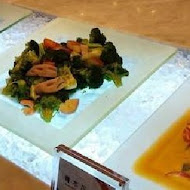 饗食天堂