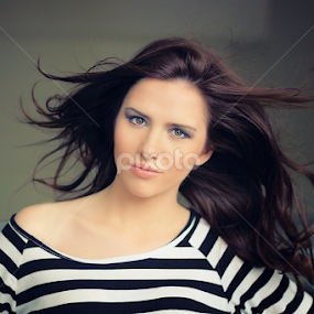 Sara S. by Stjepan Hranilovic - People Portraits of Women