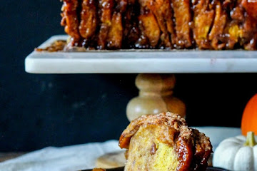 Pumpkin Pecan Cinnamon Sugar Pull Apart Bread