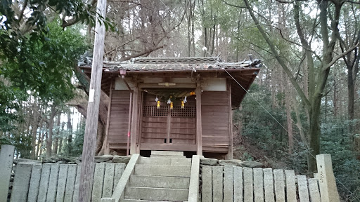 王神社 拝殿