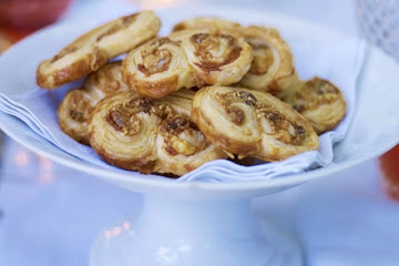 Anchovy palmiers